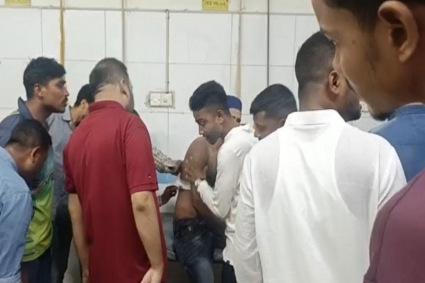 খুলনায় দুর্বৃত্তের ছুরিকাঘাতে ছাত্রদল নেতা আহত