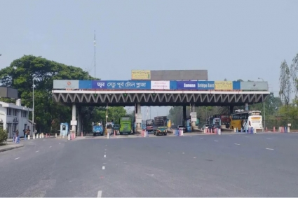 একদিনের ব্যবধানে যমুনা সেতু দিয়ে গেলো ১০ হাজারের বেশি অতিরিক্ত যানবাহন
