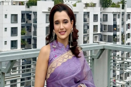 বড় পর্দায় সাবিলার অভিনয় দেখে মুগ্ধ শাশুড়ি