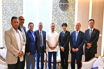 প্রধানমন্ত্রীর সঙ্গে জাপানি প্রতিনিধি দলের সাক্ষাৎ