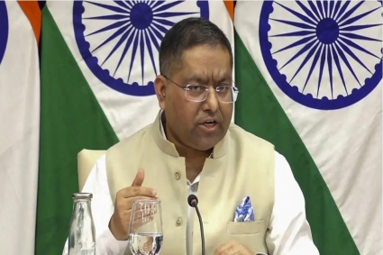 শেখ হাসিনাকে ফেরত পাঠানোর অনুরোধ খতিয়ে দেখা হচ্ছে: জয়সওয়াল