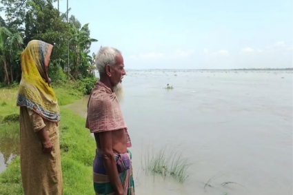 ‘এই বাড়ি ভাঙি গেইলে কই যামো, কই থাকমো’