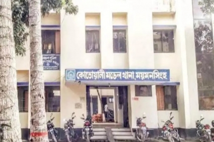 দুর্গন্ধের উৎস খুঁজতে গিয়ে মিলল নিখোঁজ যুবকের মাথাবিহীন মরদেহ
