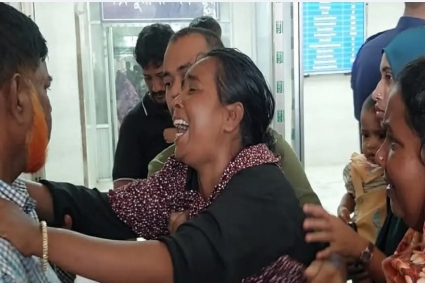 বগুড়ায় ৭ শ্রমিকের মৃত্যু : স্বজনদের আহাজারিতে ভারী হয়ে উঠেছে হাসপাতাল