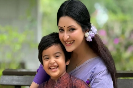 আজ আমারও জন্মদিন, মা পরীর জন্মদিন