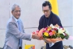 ঢাকায় ভুটানের রাজার যাত্রাবিরতি, সৌজন্য সাক্ষাৎ করলেন রাষ্ট্রপতি